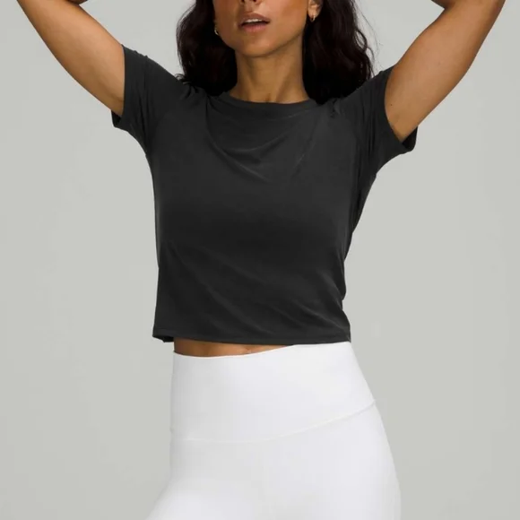 Lululemon Open Tie-Back Short Sleeve Black - Picture 13 of 13